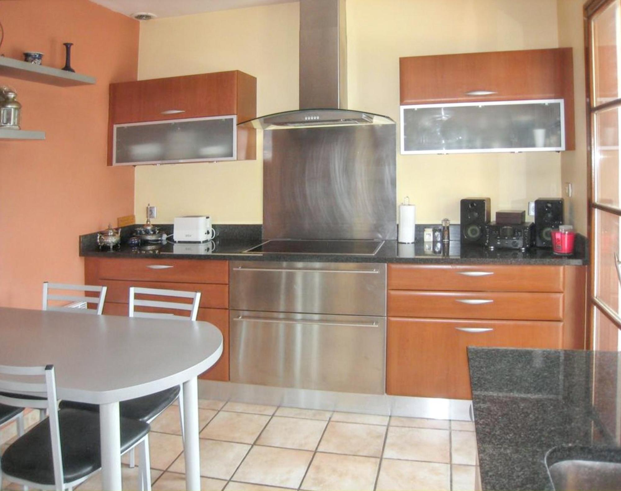 Villa Spacieuse Avec Piscine A Saint Maximin מראה חיצוני תמונה